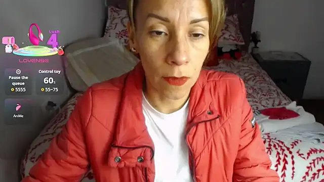 Snapshot of cristin_doll_ chatting on September 8, 4:28 pm cristin doll online show from September 8, 4:28 pm