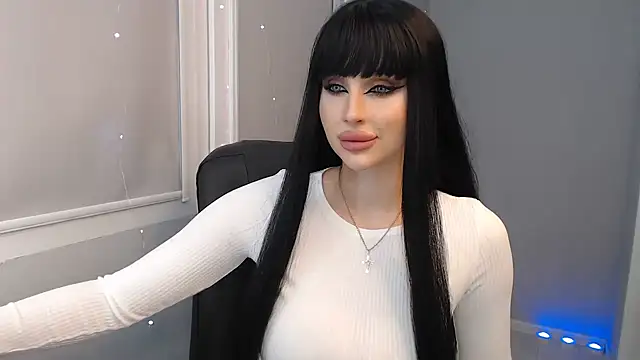 Snapshot of Lady_Joli chatting on December 12, 8:32 pm Lady Joli online show from December 12, 8:32 pm