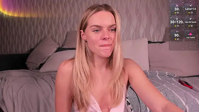 CharliSweet online show from December 22, 2:14 pm