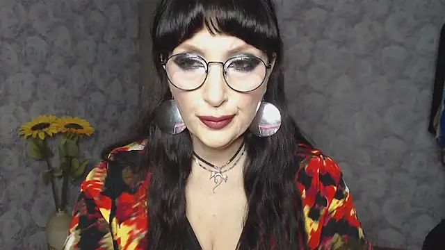Snapshot of Aziza1 chatting on March 11, 7:03 pm Aziza1 online show from March 11, 7:03 pm