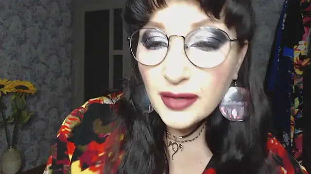 Snapshot of Aziza1 chatting on March 17, 4:43 pm Aziza1 online show from March 17, 4:43 pm