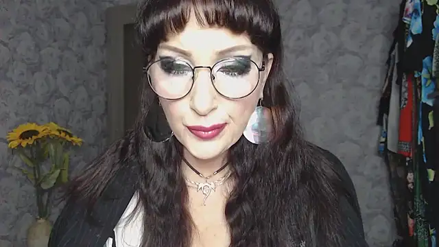 Aziza1 online show from September 26, 2:10 pm