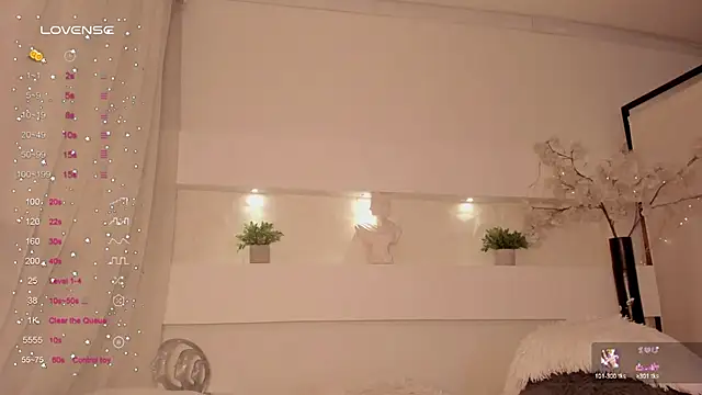 Snapshot of AshleyRoys chatting on March 22, 6:25 pm AshleyRoys online show from March 22, 6:25 pm