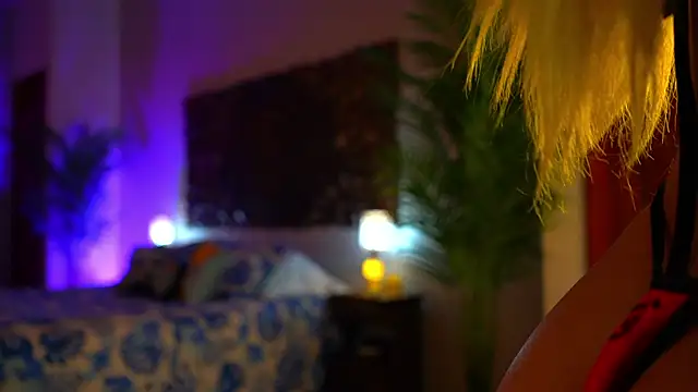 Snapshot of ambarEvans chatting on December 5, 1:58 am ambarEvans online show from December 5, 1:58 am