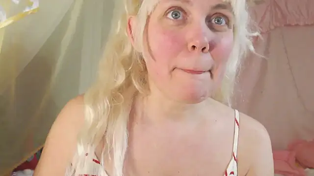 SunnySylvia online show from February 16, 5:20 pm