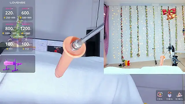 Alessandra Smith online show from December 15, 6:15 pm