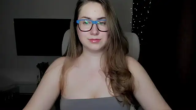 Snapshot of SeasonalSomeone chatting on November 7, 10:54 pm SeasonalSomeone online show from November 7, 10:54 pm