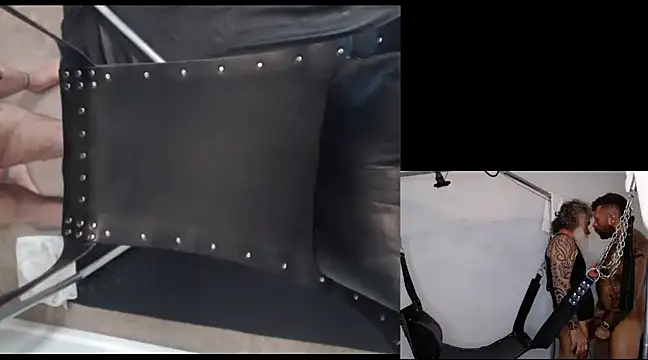 Snapshot of njdbear chatting on January 5, 10:19 pm njdbear online show from January 5, 10:19 pm