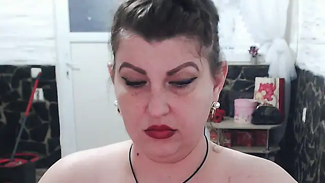 Snapshot of piticaforever chatting on October 6, 1:30 pm piticaforever online show from October 6, 1:30 pm