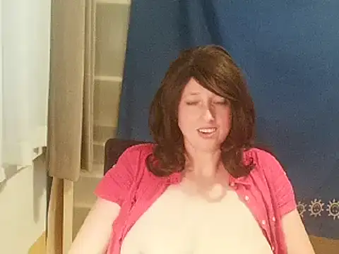hotdestany online show from January 9, 2:40 pm