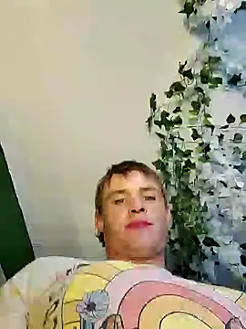 MaddyC6992 online show from December 6, 1:55 pm