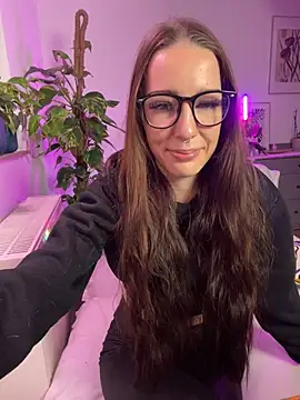 Trixie-Tainted online show from January 4, 3:17 pm