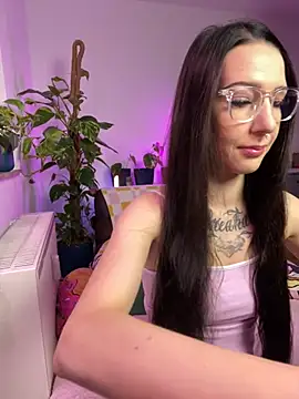 Trixie-Tainted online show from February 14, 10:17 am