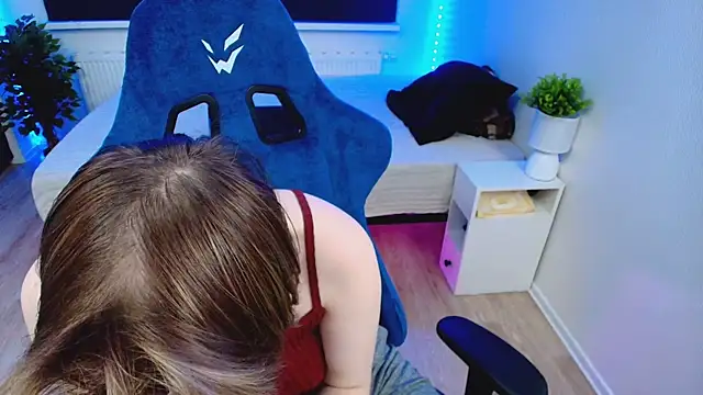 CranberryHot online show from February 24, 9:52 pm