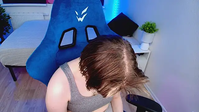 CranberryHot online show from March 2, 4:42 pm