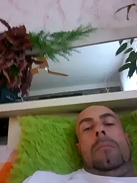 Snapshot of spidrman8 chatting on September 9, 6:13 am spidrman8 online show from September 9, 6:13 am