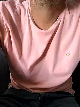 Snapshot of Leo_Big chatting on January 27, 5:37 pm Leo Big online show from January 27, 5:37 pm