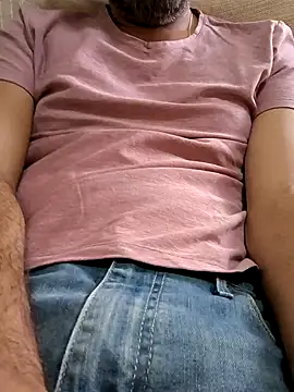 Snapshot of Leo_Big chatting on January 30, 10:40 am Leo Big online show from January 30, 10:40 am