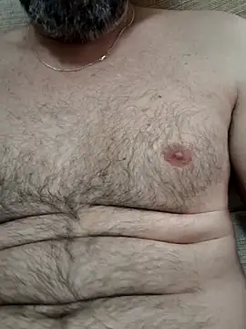 Snapshot of Leo_Big chatting on October 16, 10:38 am Leo Big online show from October 16, 10:38 am