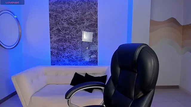 MorganHicks online show from June 12, 10:47 am