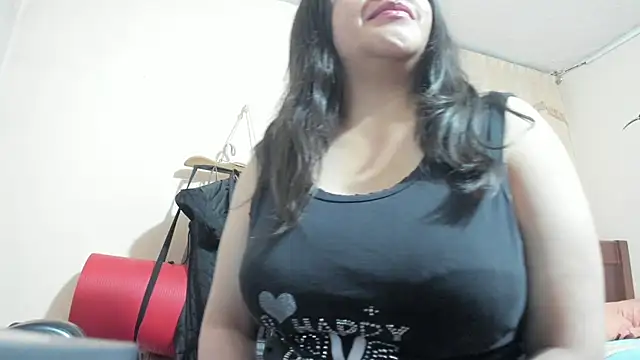 latinfemale online show from January 11, 1:16 am