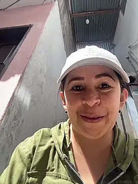 latinfemale online show from May 16, 3:22 pm