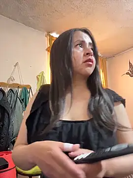 latinfemale online show from May 19, 8:15 pm