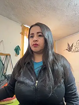 latinfemale online show from May 22, 8:25 pm