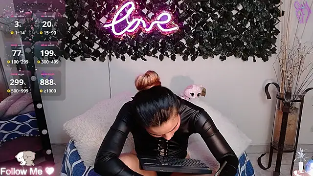 DestinyHills online show from January 9, 3:12 pm