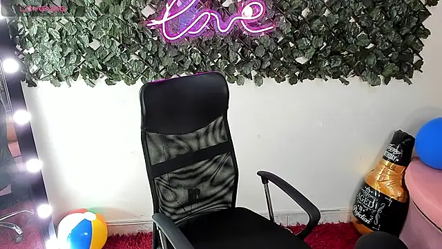 DestinyHills online show from July 6, 12:02 pm