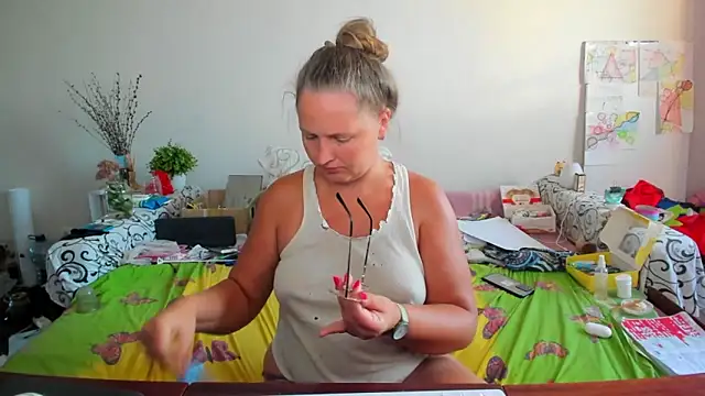 IamYourNarcotic online show from September 22, 3:03 pm