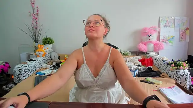 IamYourNarcotic online show from June 4, 1:17 pm