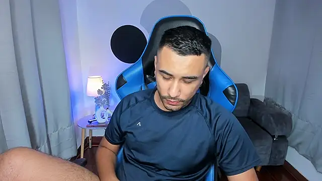 Snapshot of Nick_Moca chatting on January 5, 9:14 pm Nick Moca online show from January 5, 9:14 pm