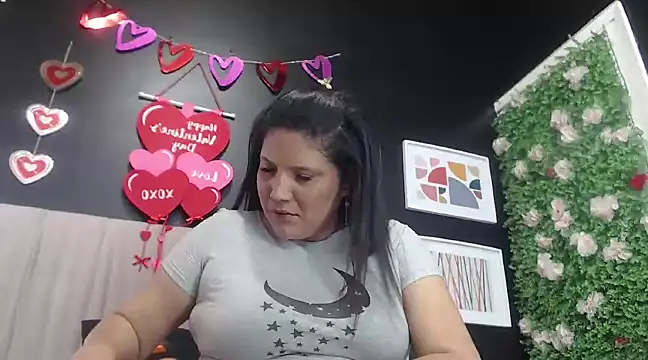 Sharloth milf online show from February 16, 3:48 pm
