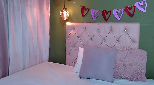 Sharloth milf online show from February 17, 3:53 pm