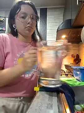 linda-schmidt online show from December 1, 11:25 pm