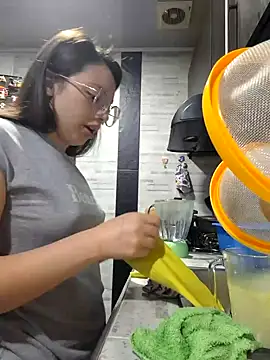 linda-schmidt online show from February 9, 7:19 pm