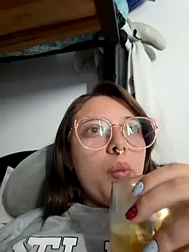 linda-schmidt online show from February 18, 11:08 pm