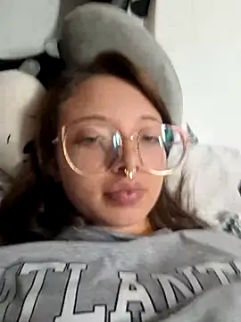 linda-schmidt online show from February 19, 2:12 am