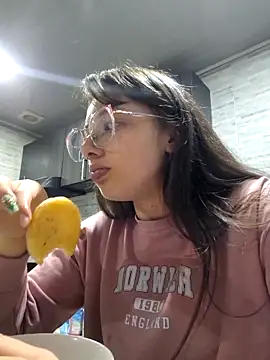 linda-schmidt online show from October 2, 2:18 am