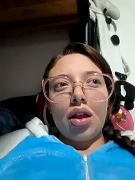 linda-schmidt online show from October 26, 3:45 am