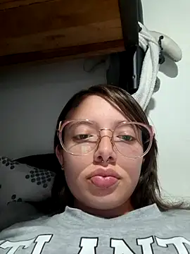 linda-schmidt online show from December 1, 1:21 am