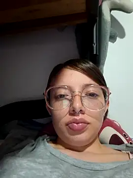 Snapshot of linda-schmidt chatting on May 31, 1:36 am linda-schmidt online show from May 31, 1:36 am