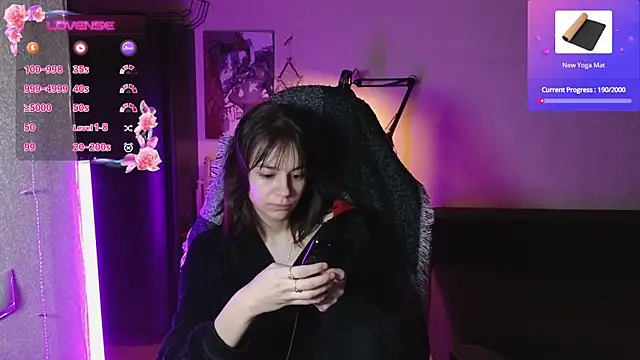 alyssa sweet online show from February 21, 2:28 am