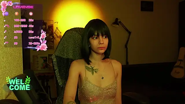 alyssa sweet online show from March 13, 2:05 am