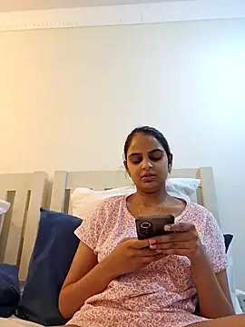 DirtySnowball69 online show from December 17, 4:00 pm