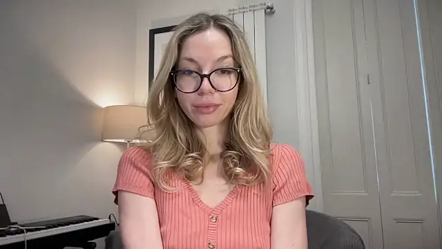Cutensadistic online show from January 22, 12:06 pm