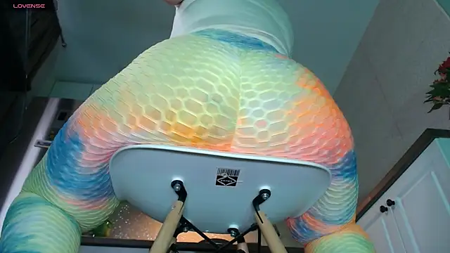 HotTiffani online show from March 5, 12:11 pm