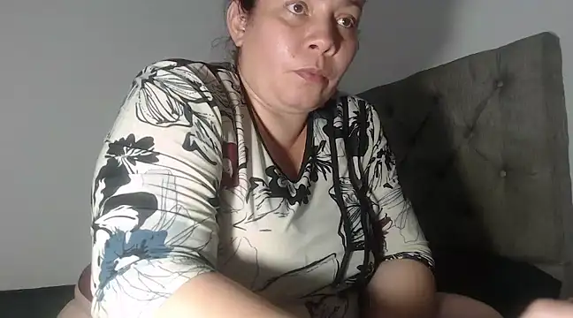 Snapshot of tiffany_horny_1 chatting on February 7, 6:24 am tiffany horny 1 online show from February 7, 6:24 am