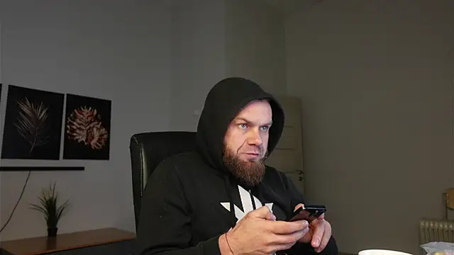 Tommy Burnz online show from November 29, 7:00 am